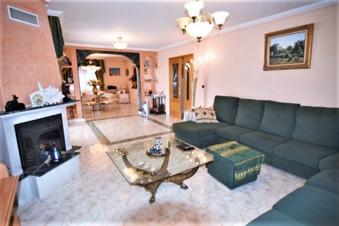 Villa en venta en La Nucia, Alicante, España 4 dormitorios, 395 m2 No. 50297 - foto 12
