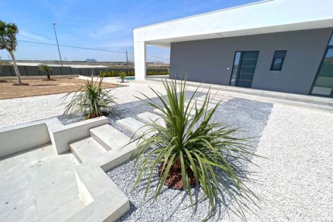 Villa en venta en Río Park, Alicante, España 3 dormitorios, 987 m2 No. 50754 - foto 3