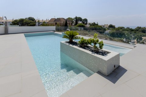 Villa en venta en Campoamor, Alicante, España 4 dormitorios, 194 m2 No. 49749 - foto 5