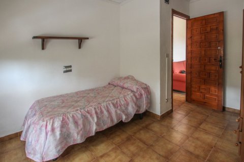 Propiedad comercial en venta en Orba, Alicante, España 4 dormitorios, 300 m2 No. 50119 - foto 17