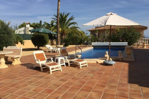 Villa en venta en La Nucia, Alicante, España 5 dormitorios, 295 m2 No. 49889 - foto 20