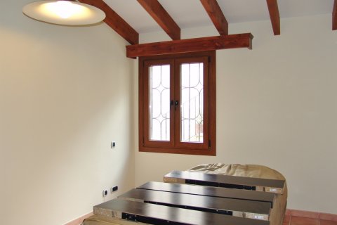 Villa en venta en Port De Pollenca, Mallorca, España 3 dormitorios, 97 m2 No. 50423 - foto 7