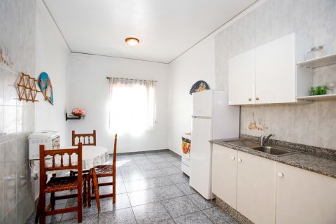 Casa adosada en venta en Dénia, Alicante, España 6 dormitorios, 330 m2 No. 49979 - foto 16