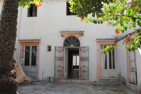 Casa adosada en venta en Jávea, Alicante, España 8 dormitorios, 730 m2 No. 50199 - foto 1