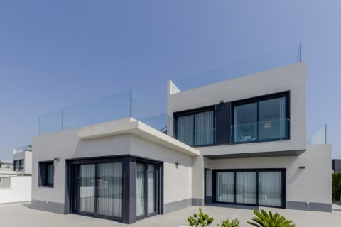 Villa en venta en Campoamor, Alicante, España 4 dormitorios, 194 m2 No. 49749 - foto 4