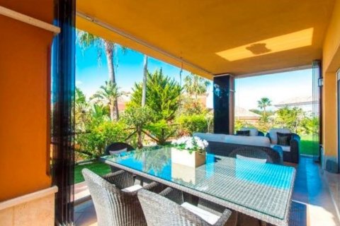 Villa en venta en Marbella, Málaga, España 3 dormitorios, 206 m2 No. 50254 - foto 14