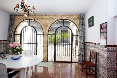 Casa adosada en venta en Dénia, Alicante, España 6 dormitorios, 330 m2 No. 49979 - foto 6