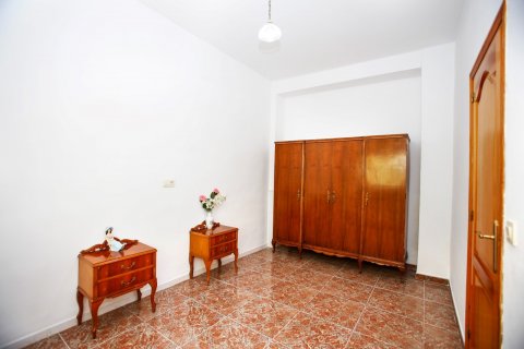 Casa adosada en venta en Dénia, Alicante, España 6 dormitorios, 330 m2 No. 49979 - foto 18