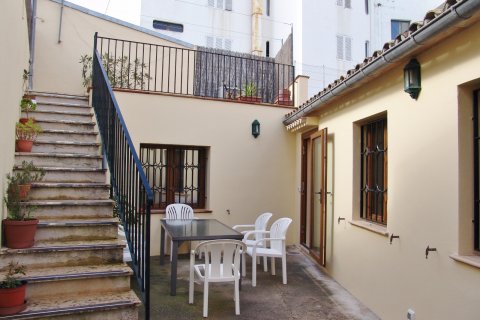 Villa en venta en Port De Pollenca, Mallorca, España 3 dormitorios, 97 m2 No. 50423 - foto 1