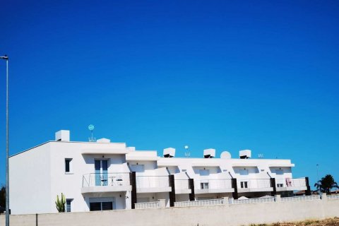 Casa adosada en venta en Alicante, España 3 dormitorios, 121 m2 No. 50172 - foto 4