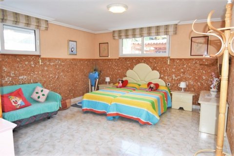 Villa en venta en La Nucia, Alicante, España 4 dormitorios, 395 m2 No. 50297 - foto 25