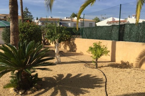 Villa en venta en La Nucia, Alicante, España 5 dormitorios, 295 m2 No. 49889 - foto 9