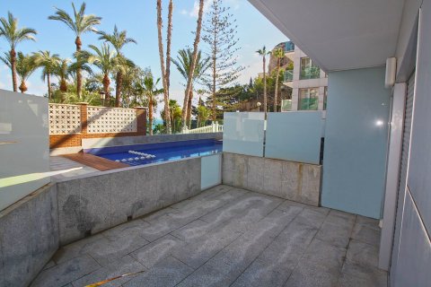 Apartamento en venta en Benidorm, Alicante, España 2 dormitorios,  No. 50721 - foto 14