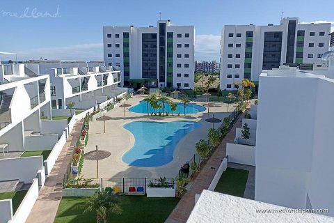 Apartamento en venta en Torre de la Horadada, Alicante, España 3 dormitorios, 113 m2 No. 51898 - foto 6