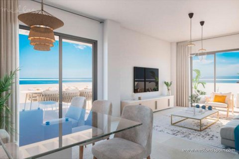 Apartamento en venta en Torrox, Málaga, España 2 dormitorios, 74 m2 No. 52798 - foto 2