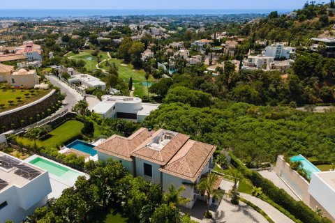 Villa en venta en El Herrojo, Málaga, España 6 dormitorios, 850 m2 No. 53583 - foto 6