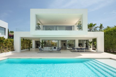 Villa en venta en Nueva Andalucía, Málaga, España 5 dormitorios, 599 m2 No. 53499 - foto 27