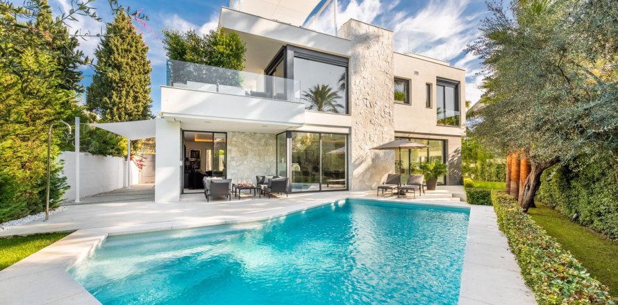 Villa Marbella Golden Mile, Málaga, España 5 dormitorios, 393 m2 No. 53570