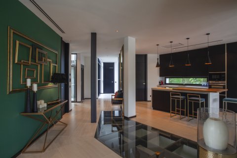 Villa en venta en Nueva Andalucía, Málaga, España 7 dormitorios, 1090 m2 No. 53517 - foto 7