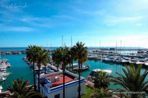 Casa adosada en venta en Estepona, Málaga, España 3 dormitorios, 84 m2 No. 52913 - foto 10