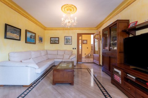 Villa en venta en Es Capdella, Mallorca, España 5 dormitorios, 467 m2 No. 53196 - foto 3