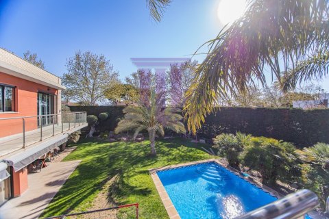 Villa en venta en Vilafortuny, Tarragona, España 4 dormitorios, 350 m2 No. 53647 - foto 18