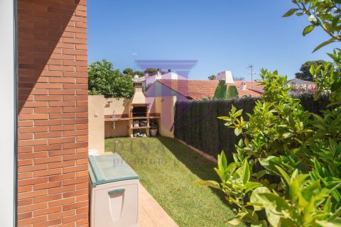 Villa en venta en Vilafortuny, Tarragona, España 4 dormitorios, 350 m2 No. 53632 - foto 22