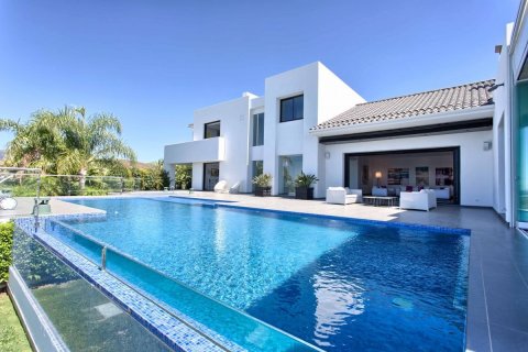 Villa en venta en Benahavís, Málaga, España 5 dormitorios, 814 m2 No. 53481 - foto 5