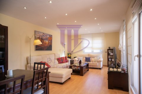 Villa en venta en Vilafortuny, Tarragona, España 4 dormitorios, 350 m2 No. 53632 - foto 24