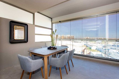 Apartamento en venta en Villamartin, Alicante, España 3 dormitorios, 71 m2 No. 37924 - foto 7