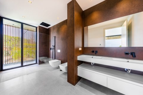 Villa en venta en Manchones Nagueles, Málaga, España 5 dormitorios, 672 m2 No. 53557 - foto 9