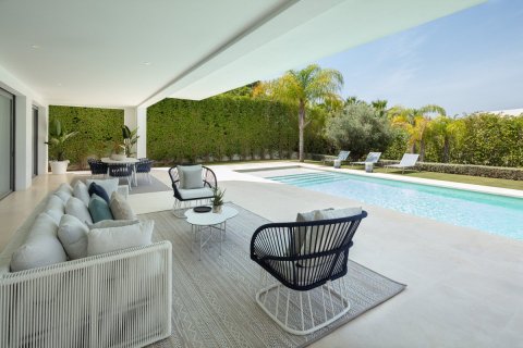 Villa en venta en Nueva Andalucía, Málaga, España 5 dormitorios, 599 m2 No. 53499 - foto 25