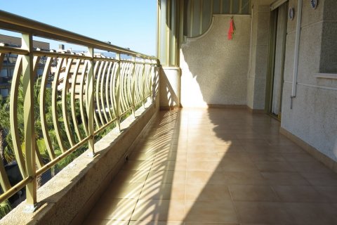 Apartamento en alquiler en Salou, Tarragona, España 50 m2 No. 53640 - foto 6