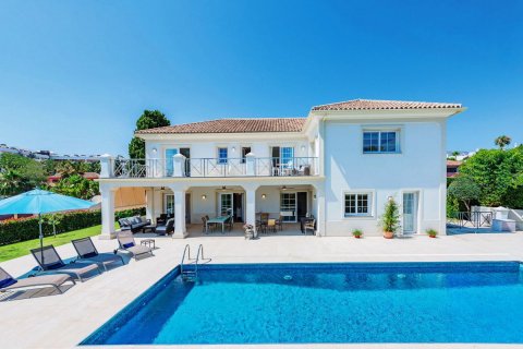 Villa en venta en Marbella Golden Mile, Málaga, España 7 dormitorios, 696 m2 No. 53474 - foto 1