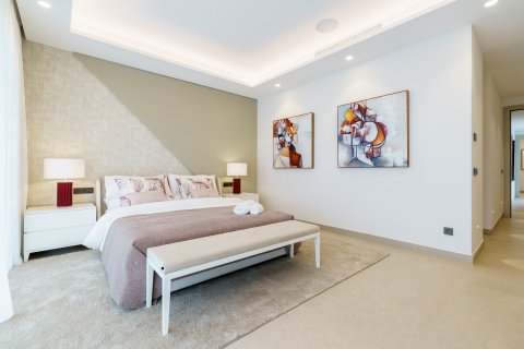 Villa en venta en La Perla-Torremuelle, Málaga, España 6 dormitorios, 1400 m2 No. 53422 - foto 20