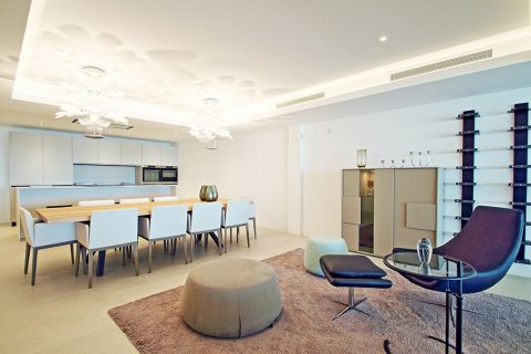 Apartamento en venta en Estepona, Málaga, España 3 dormitorios, 228 m2 No. 53482 - foto 20
