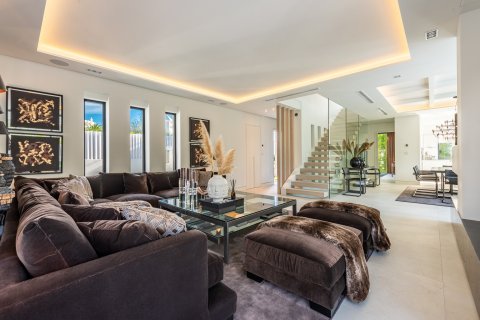 Villa en venta en Marbella Golden Mile, Málaga, España 5 dormitorios, 393 m2 No. 53570 - foto 4