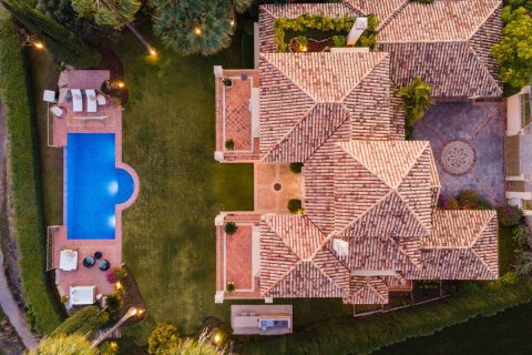Villa en venta en Benahavís, Málaga, España 5 dormitorios, 530 m2 No. 53497 - foto 10