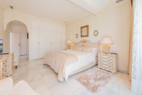 Casa adosada en venta en Marbella Golden Mile, Málaga, España 3 dormitorios, 194 m2 No. 53577 - foto 9