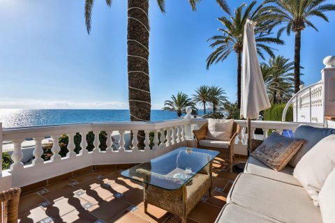 Casa adosada en venta en Marbella Golden Mile, Málaga, España 3 dormitorios, 194 m2 No. 53577 - foto 1