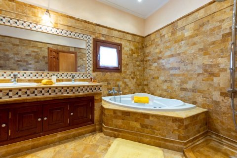 Villa en venta en Es Capdella, Mallorca, España 5 dormitorios, 467 m2 No. 53196 - foto 19