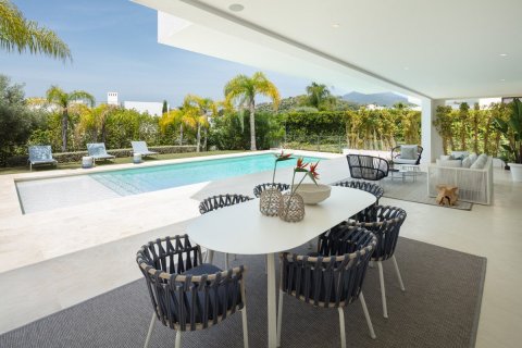 Villa en venta en Nueva Andalucía, Málaga, España 5 dormitorios, 599 m2 No. 53499 - foto 24