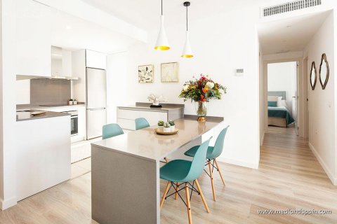 Apartamento en venta en Nueva Andalucía, Málaga, España 4 dormitorios, 119 m2 No. 55328 - foto 11