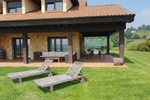 Villa en venta en Siero, Asturias, España 6 dormitorios, 500 m2 No. 55213 - foto 3