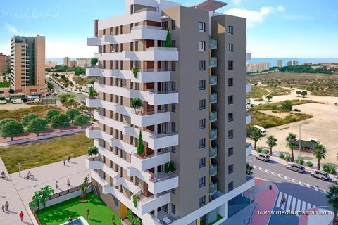 Apartamento en venta en El Campello, Alicante, España 2 dormitorios, 82 m2 No. 53681 - foto 1