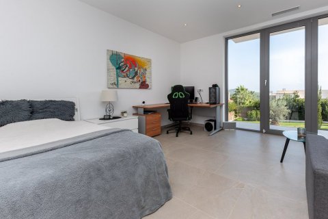 Villa en venta en Nova Santa Ponça, Mallorca, España 4 dormitorios, 363 m2 No. 55106 - foto 23