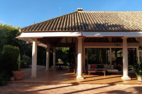 Villa en venta en La Canada, València, España 6 dormitorios, 326 m2 No. 53923 - foto 17