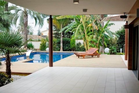 Villa en venta en L'Eliana, València, España 6 dormitorios, 850 m2 No. 53883 - foto 24