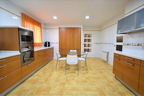 Villa en venta en L'Eliana, València, España 4 dormitorios, 500 m2 No. 53904 - foto 27