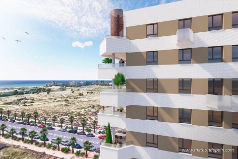 Apartamento en venta en El Campello, Alicante, España 3 dormitorios, 98 m2 No. 53686 - foto 3